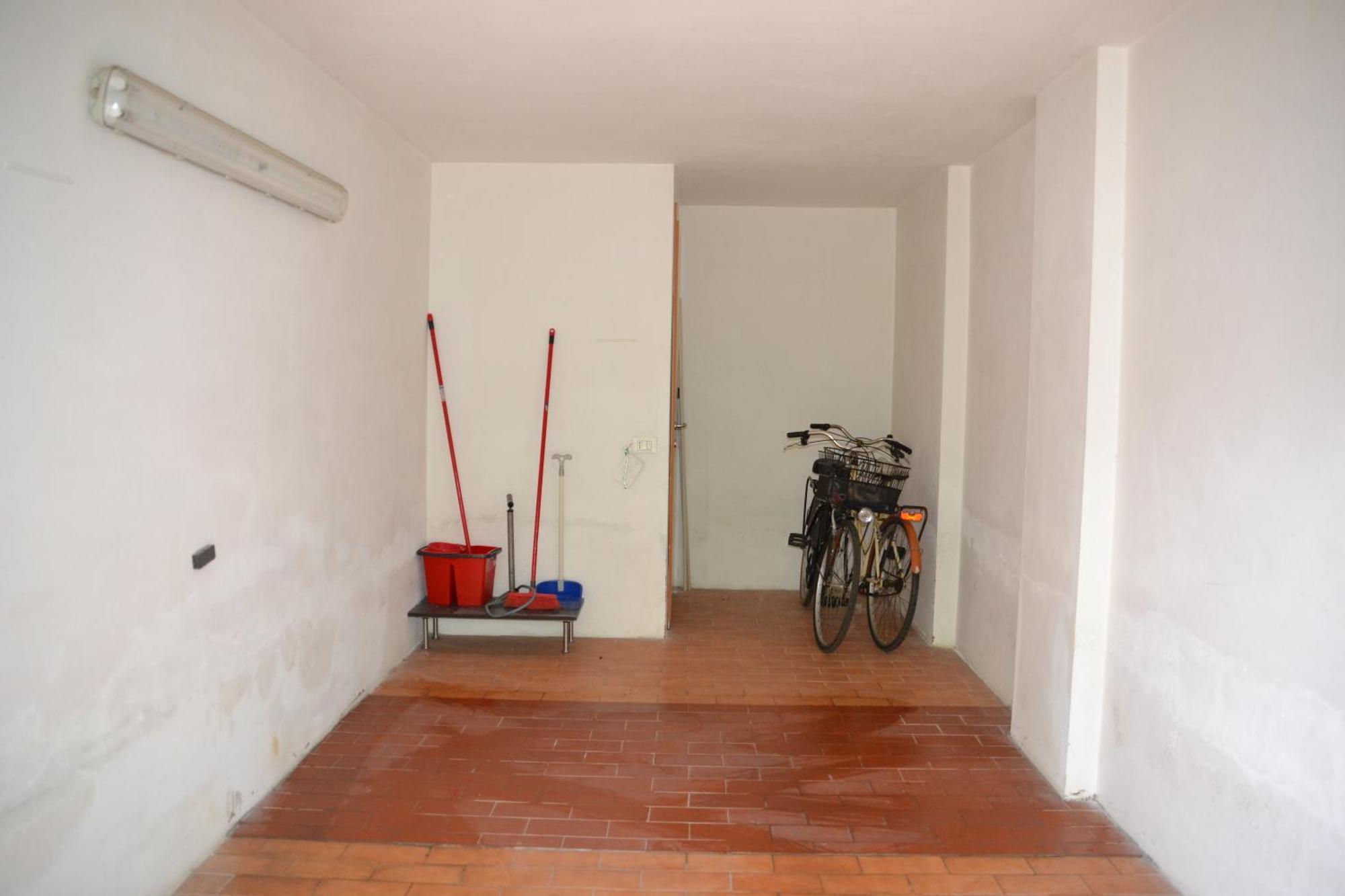 Casa Rosina + Box Per Auto 2 Bici 1,5Km Dalle Mura Lucca Eksteriør billede