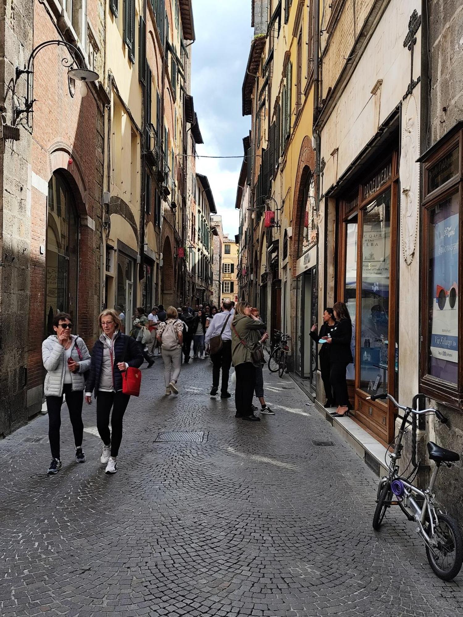 Casa Rosina + Box Per Auto 2 Bici 1,5Km Dalle Mura Lucca Eksteriør billede